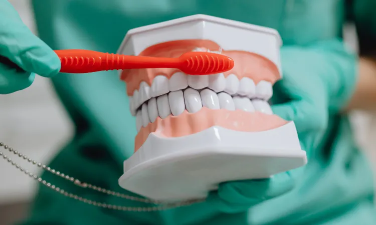 Signs and Symptoms of Gum Disease in Beaverton, OR